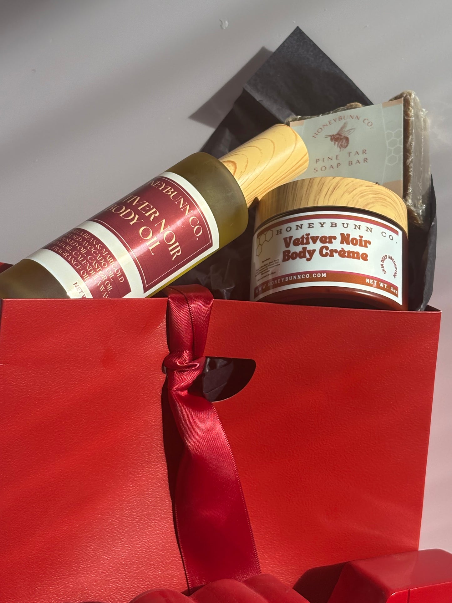 Vetiver Noir Creme Body Set